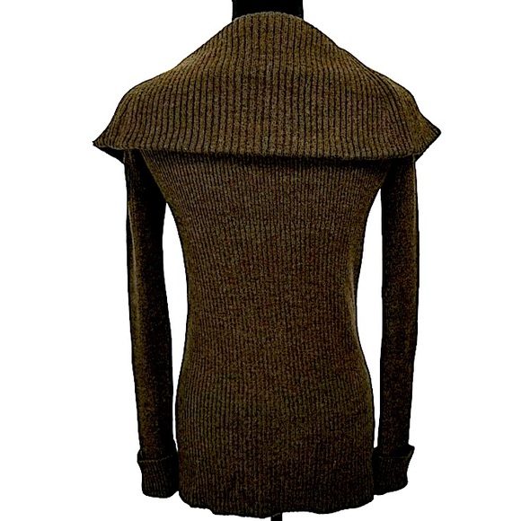 Vince button down side pockets oversized collar sweater cardigan. - Picture 4 of 8